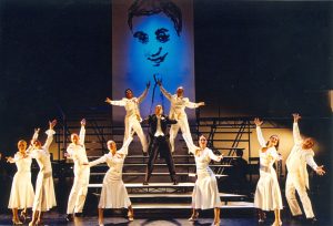 Perry-Dossett-en-cast-Let-Yourself-Go